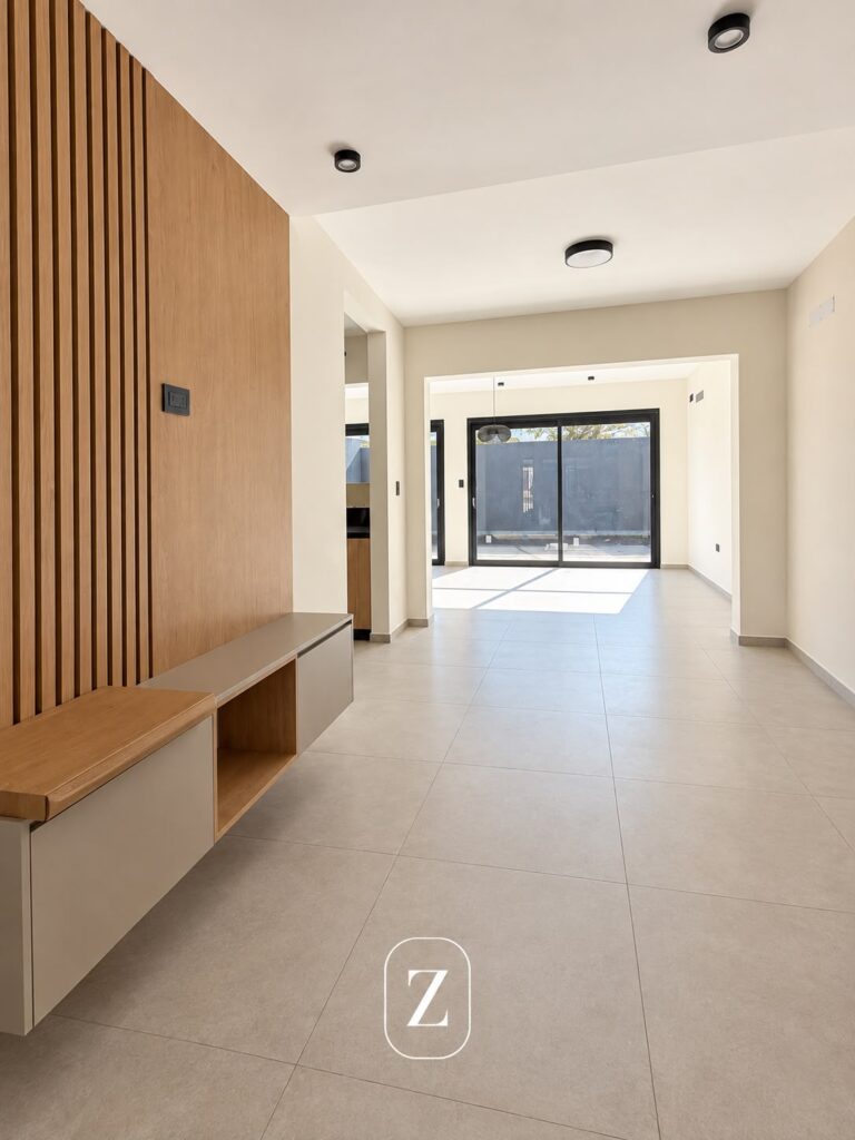 Hermosa casa a estrenar en Banda Norte